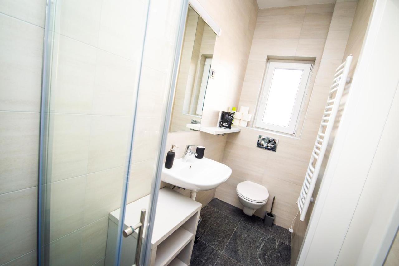 Apartmani Sterija Novi Sad Eksteriør billede