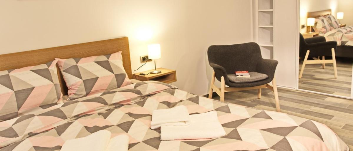 Apartmani Sterija Novi Sad Eksteriør billede